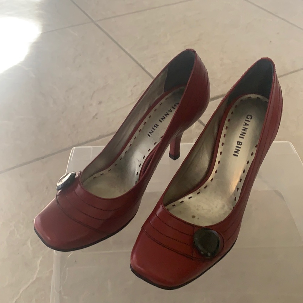 Gianni Bini red heels